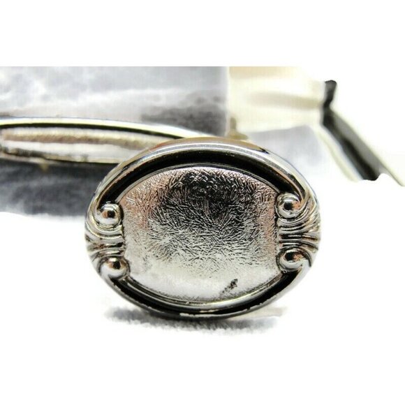 Foster Cufflinks Set Tie Bar Silver Tone Textured Finish Shirt Suit Vintage IOB - Picture 9 of 9